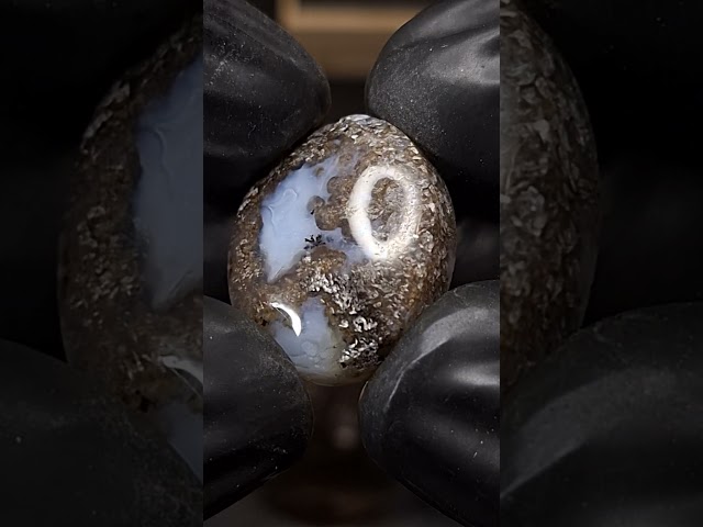 حجر عقيق لوحة فنية رائعة العقيق الطحلبي الطبيعي