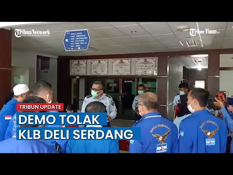 VIDEO FULL: Pengurus Demokrat se Sulbar 'Demo' Penolakan KLB Deli Serdang di Kanwil Kemenkum HAM