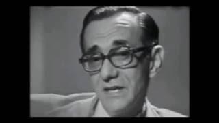 João Cabral de Melo Neto comenta sobre a poesia e sua obra