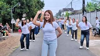 Download lagu Koreo joget karnaval DJ MUTIARA mp3