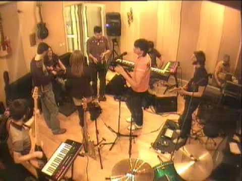 Dmitry Koldun - MUZ TV visits Dima in his studio part 1 - 15.4.09