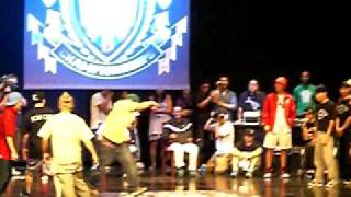 preview picture of video 'RIVERS vs. MAXIMUM @ the 2009 UK Bboy Championship Prelims.'