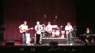 Brad King performs La Tierra by Herbie Hancock live in concert 2011