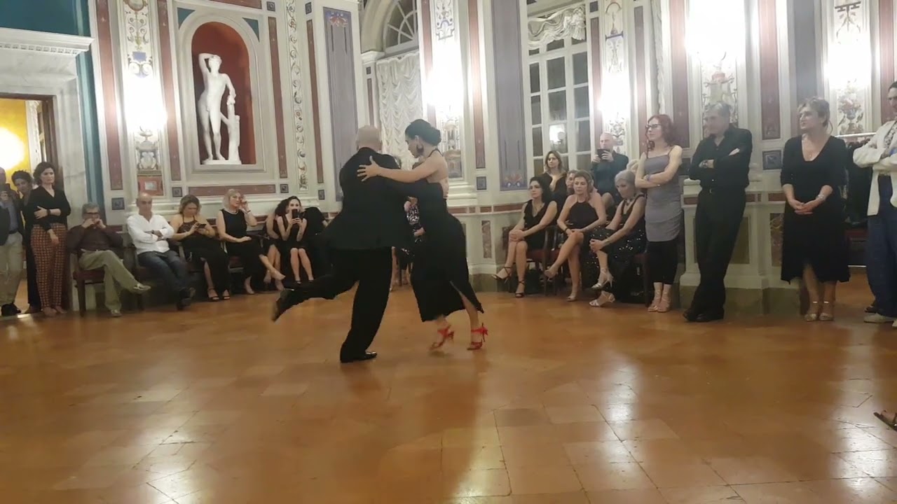 Yailet Suarez e Alberto Colombo. Tango "Sin Lagrimas" Osvaldo Pugliese. Orvieto Tango Winter.