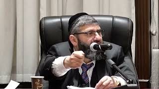 מלכודת עכברים - הרב אייל עמרמי (הרב אייל עמרמי) - התמונה מוצגת ישירות מתוך אתר האינטרנט יוטיוב. זכויות היוצרים בתמונה שייכות ליוצרה. קישור קרדיט למקור התוכן נמצא בתוך דף הסרטון