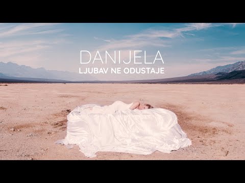 Danijela Martinović - Ljubav ne odustaje (Official video 2021)