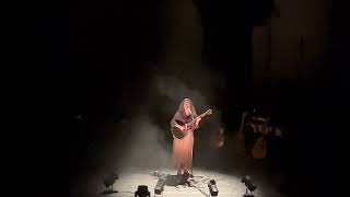 Silvia Perez Cruz « Hymne à l’Amour » (Edith Piaf) @ Le Grand Rex (Paris live 2023)