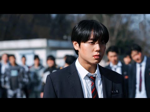 A Boy Ranked #1 in Combat Power Only Wants to Focus on Studying Until the Bullies Cross the Line