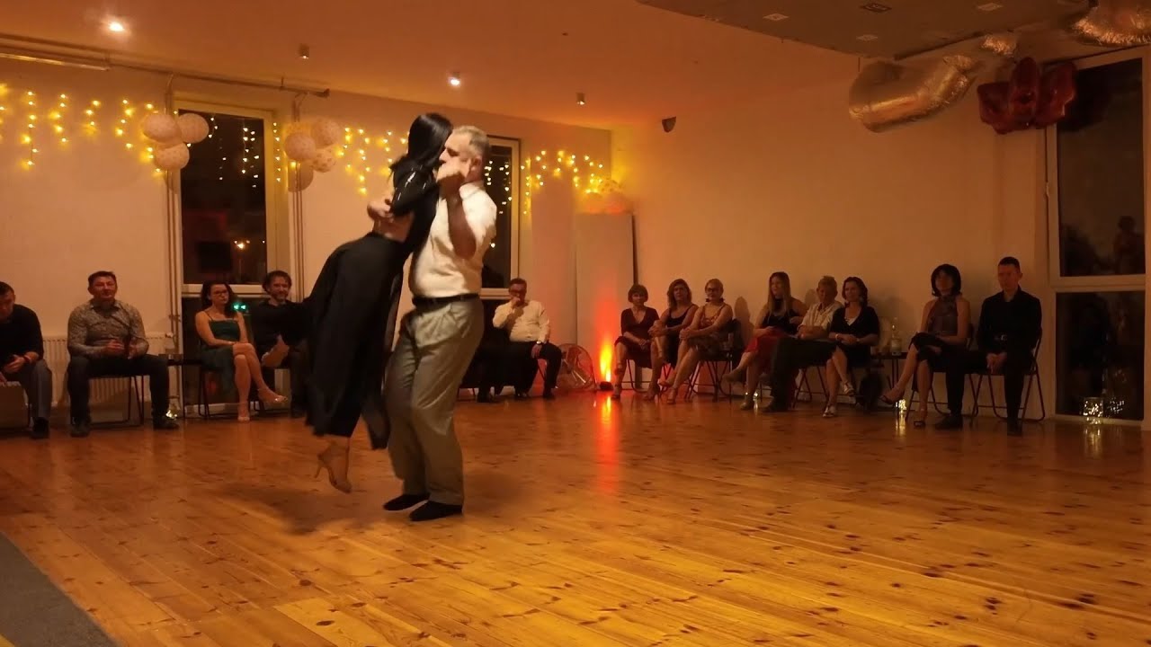 Joanna Jabłońska & Piotr Bochiński, Varon