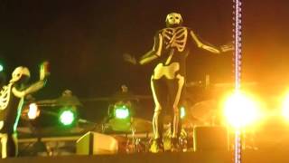 Cedar Point: The Skeleton Dance