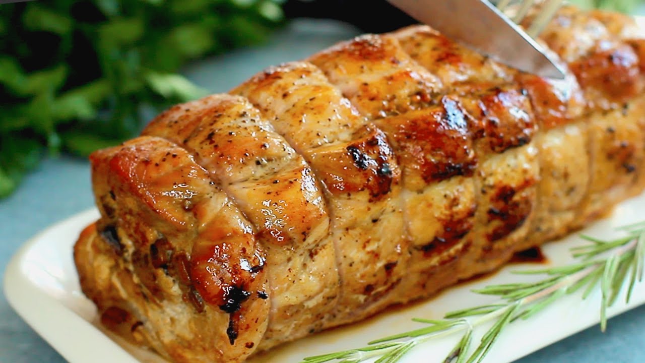 Surprise your guests. Juicy meatloaf with mushroom filling. Just roll the meat into a roll.