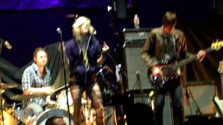 The Sounds- Hurt You (Live in Bakersfield)