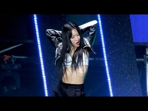 [4K] 211218 SWF on the stage in Changwon - bomb intro/pass that dutch+yes 로잘린 직캠 rozalin fancam