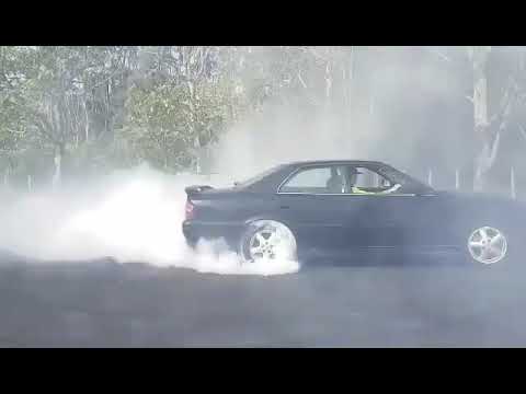 toyota chaser burnout!
