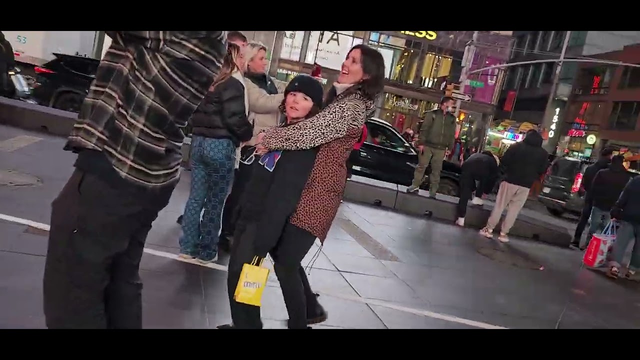 WARNING NEW YORK CITY OF THE SECOND COMING OF JESUS CHRIST 🔥 TIMES SQUARE NEW YORK 🔥 STREET PREACHER