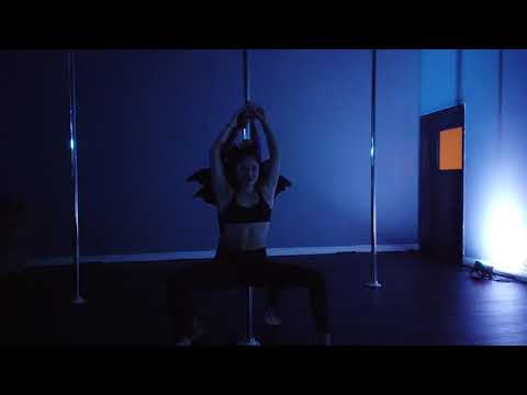 Sarah and Amanda| Pole Routine| Bury A Friend by Billie Eilish