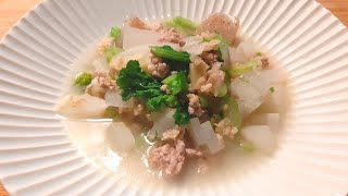 止まらない。豚のひき肉大根 // Ground pork and radish flavoured with ginger.