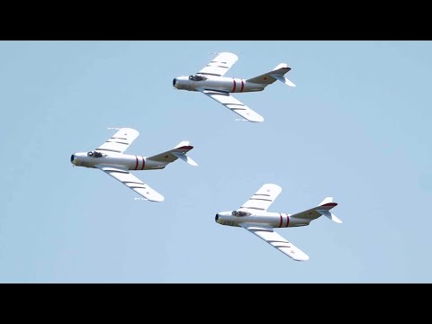 MiG-17 Low Flybys and Aerobatics || Rare Formation Footage || Randy Ball 2023