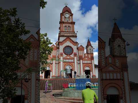 Granada, Antioquia! Pueblo de plazas.