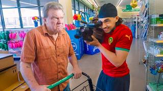 Download lagu Taking Pictures Of Strangers mp3 Download lagu Taking Pictures Of Strangers mp3