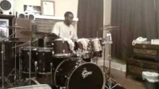 Larry's Drum Solo.3GP