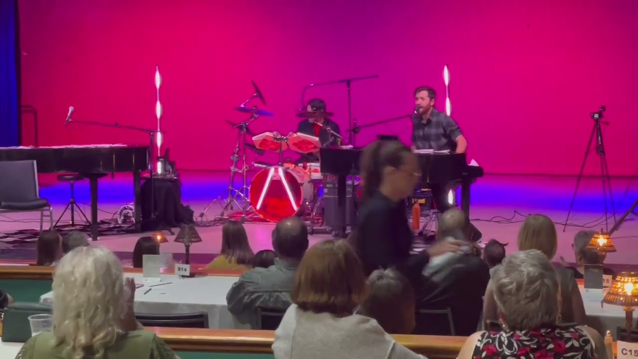 Promotional video thumbnail 6 for Big Time Dueling Pianos