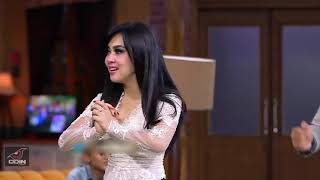 Download lagu rugi Gak Nonton, Syahrini Lagi Goyang Cantik Bersama Sule Dan Andre, LUCU Pol mp3