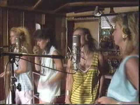 Frizzle Sizzle - Never give up - acapella + clip