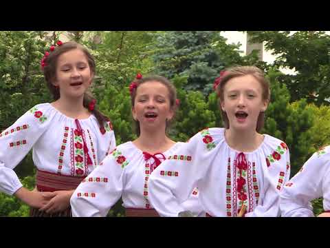 Alina Ureche si ansamblul folcloric Cununița  Primăvară primăvară