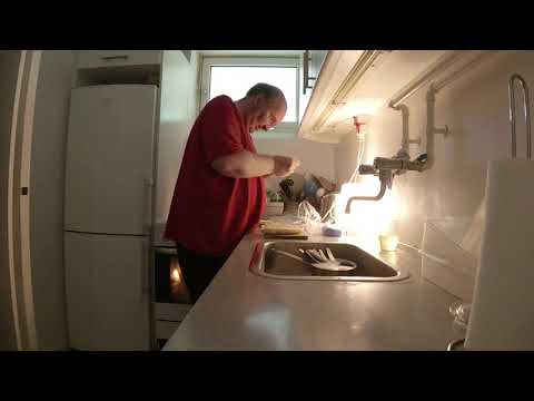 MongoTV_6805 - Min Frokost - Baugette Med OST og PØLSE og LEVERPOSTEJ