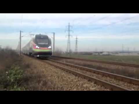 Primul tren electric produs la Craiova. Se numeste "Hyperion".