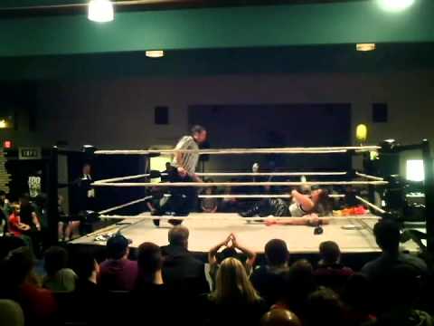 HARDCORE MATCH - Danni Deeds vs Riea Von Slasher - VIPW