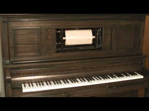 My Lauter-Humana Player Piano.. QRS Roll # 812....The Alcoholic Blues played by Pete Wendling....