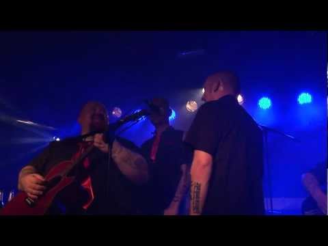 Berserker-Berlin feat. Otto & Stefan - Friss oder stirb (unplugged)