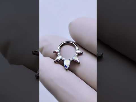 Aro clicker titanio piercing septum daith