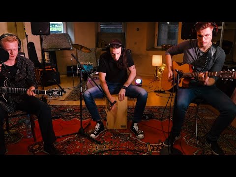 Puppies And The Melody - Nie Odbieram (Live Session)