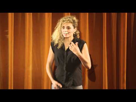 TEDxPanthéonSorbonne L'épanouissement en entreprise Angélique Zettor