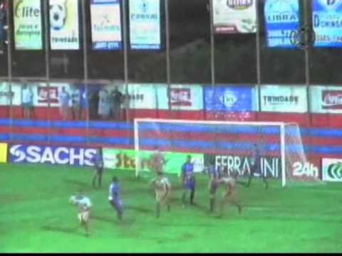 Gols Trindade x Aparecidense 09-03-11.flv