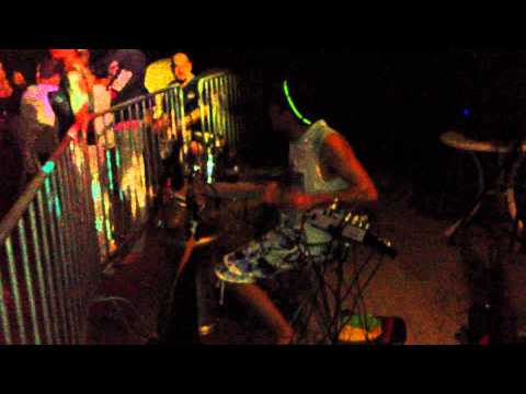 Afroraduno lago solitudo Dj John 24/08/2012.MOV