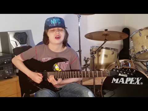 "Beat It" guitar solo in 3 different speeds (By the 13 years old Dustin Tomsen)