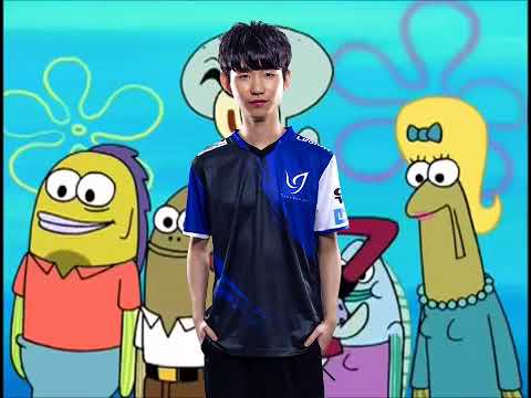 imagine Aria with the DFM jersey on