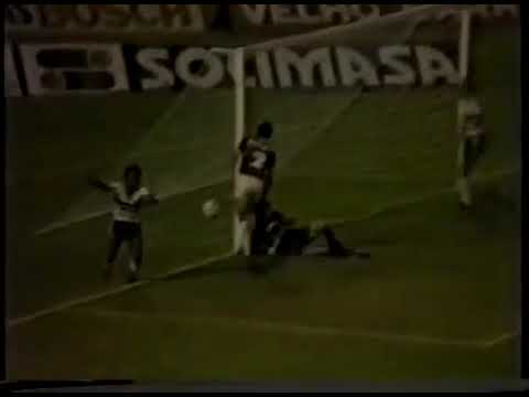 Santa Cruz 3 x 1 Internacional - Brasileiro 1985