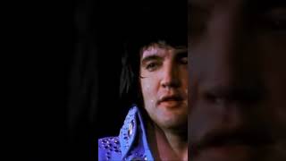 Elvis Presley is full of sweat in 1972❤️❤️🎸🎸 #elvispresley #kingofrockandroll #beautiful #shorts