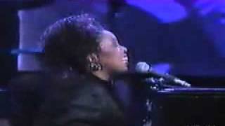 Roberta Flack and Peabo Bryson - The Closer I Get To You.flv