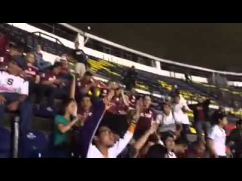 "Ultra Morada y aficion en mexico- estadio azteca" Barra: Ultra Morada &bull; Club: Saprissa