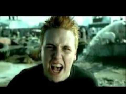 Papa Roach- She Loves Me Not lyrics (1080p)