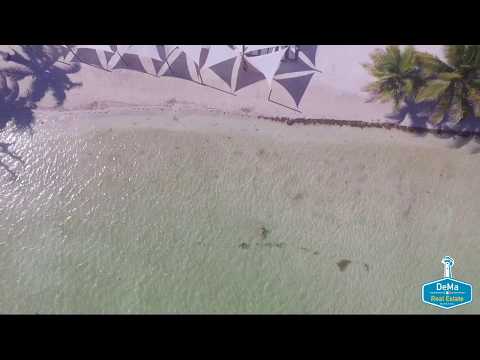 Relax, turquoise water and stunning beaches ... This is Mahahual