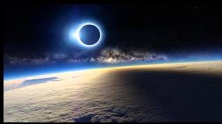 Cosas que no pasaron / Eclipse galactico 24 de agosto