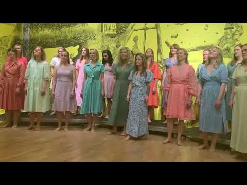 Kvinnekoret Kvitre - La Jeune Fille aux Cheveux Blancs