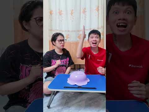 Thử Thách Xúc Xích Lắc Phô Mai #shorts